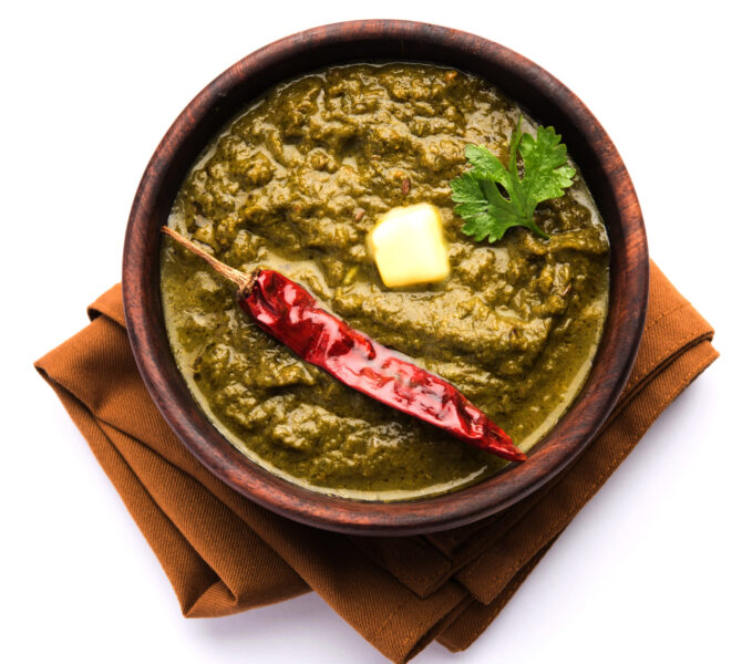 Makki Ki Roti & Sarson Ka Sag is basically Corn floor flat bread & curry using mustard greens respectively. Popular Punjabi food